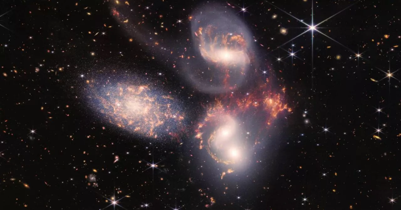 Қара жігіт трахает семіз балапан терең оның үлкен мүшесі Ашкөз болма, маған тірі секс видео көрсет.