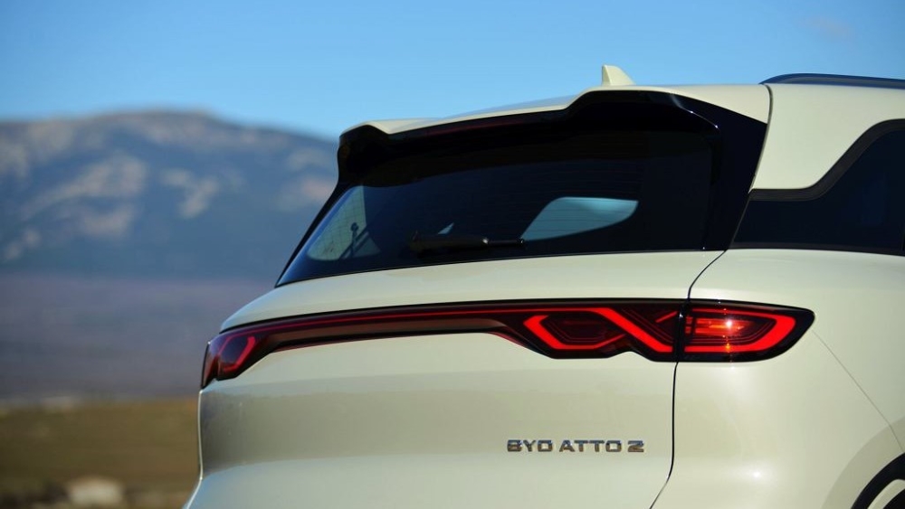 BYD Atto 2 в Польше бүйірден артқы жарық