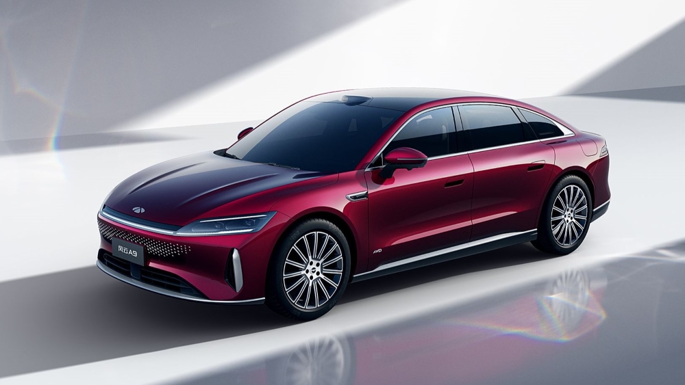 Chery Fulwin A9 алдында