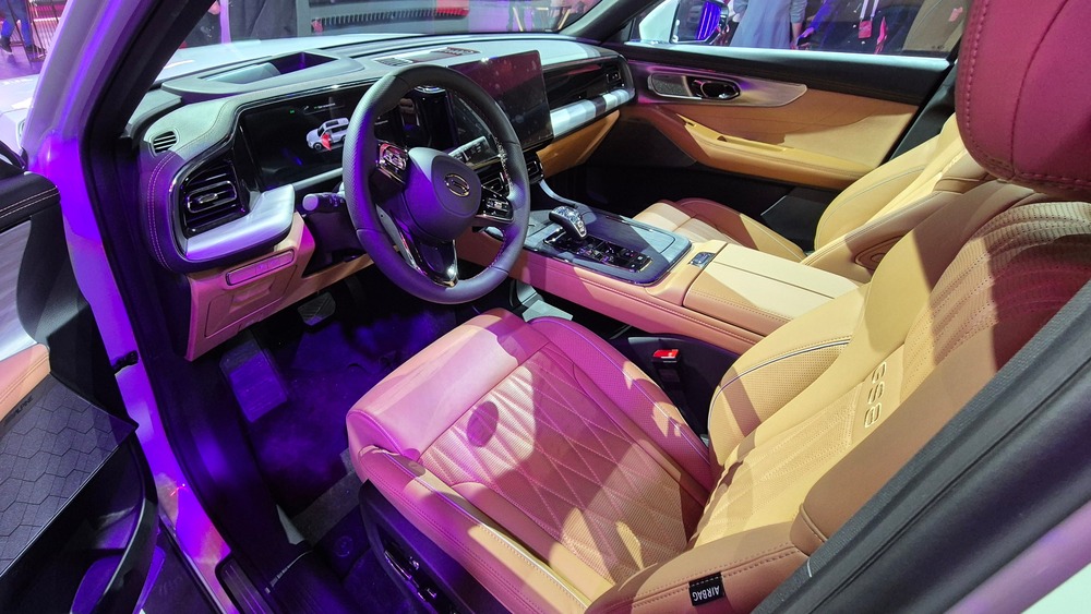 GAC GS8 Traveller интерьері