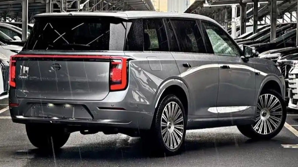 GAC S9 гибридті кроссовері артқы бүйірі