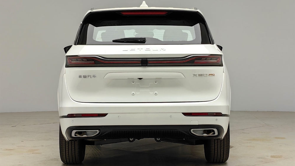 Жаңартылған Jetour X90 Pro кроссовері арттан